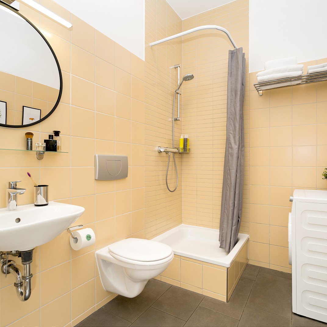 One Bedroom Apartment