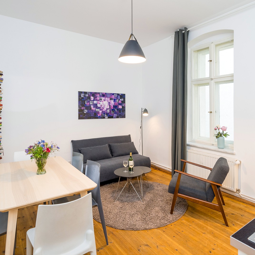 One Bedroom Apartment