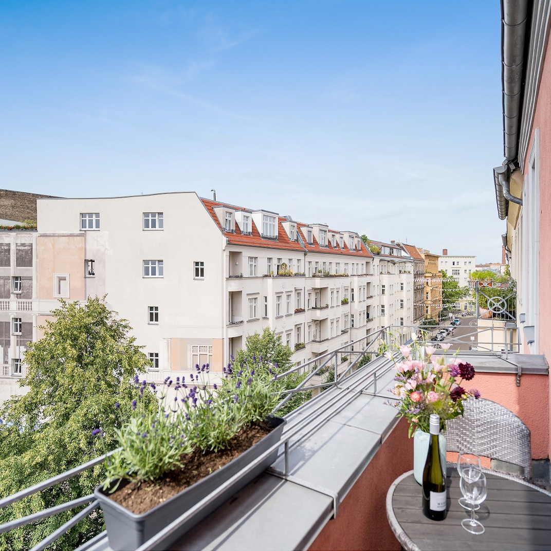 One Bedroom Apartment