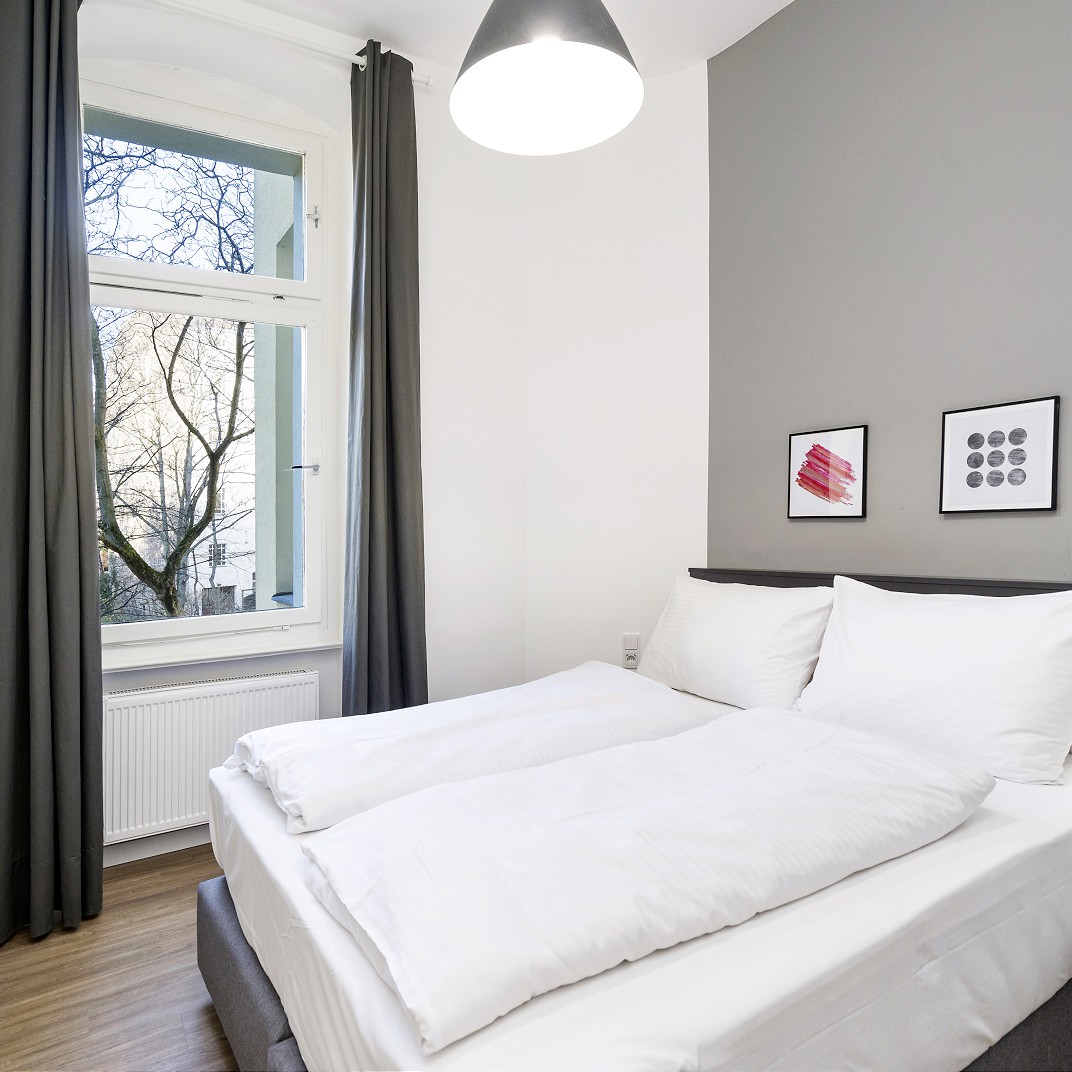 One Bedroom Apartment