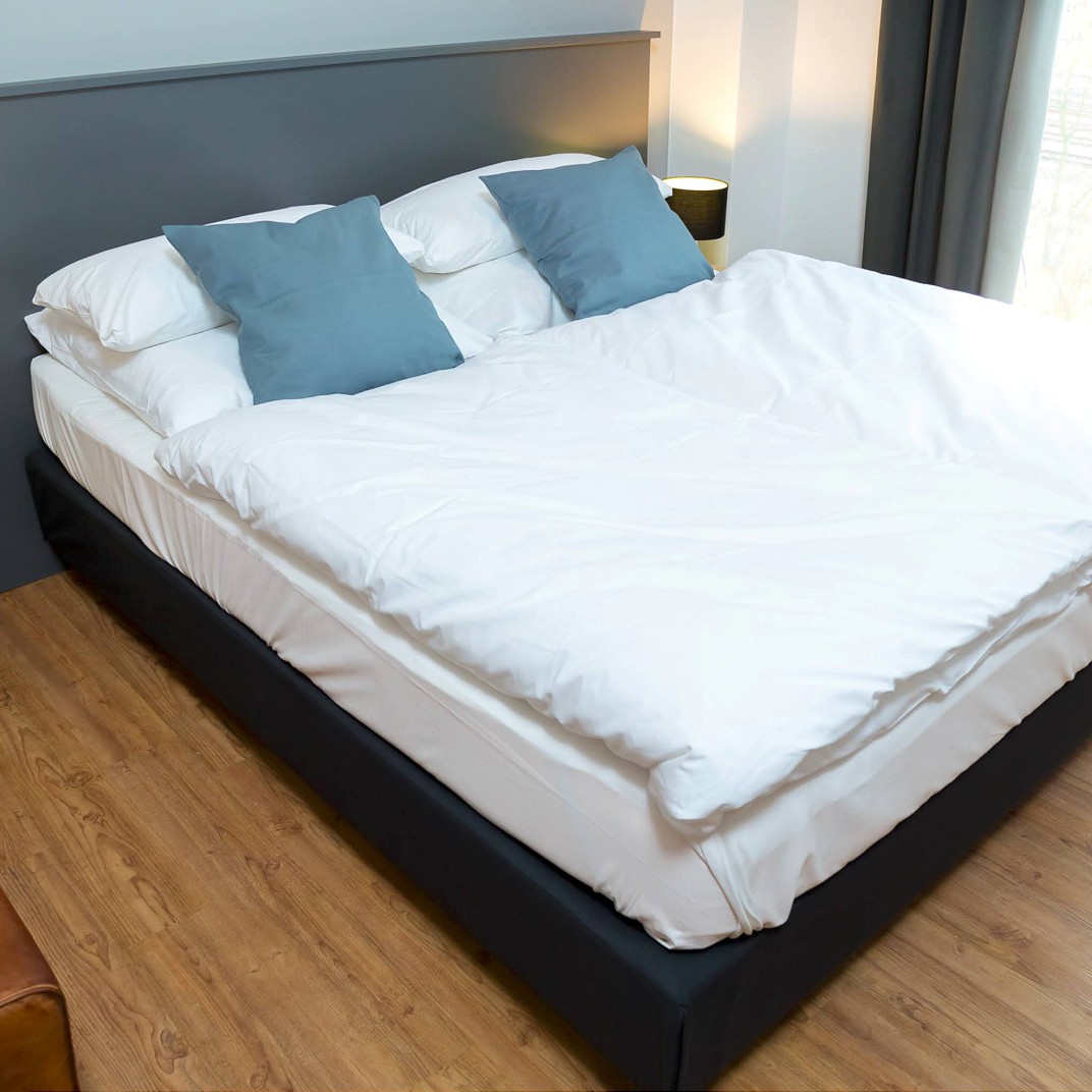 Five Bedroom Connection Apartment