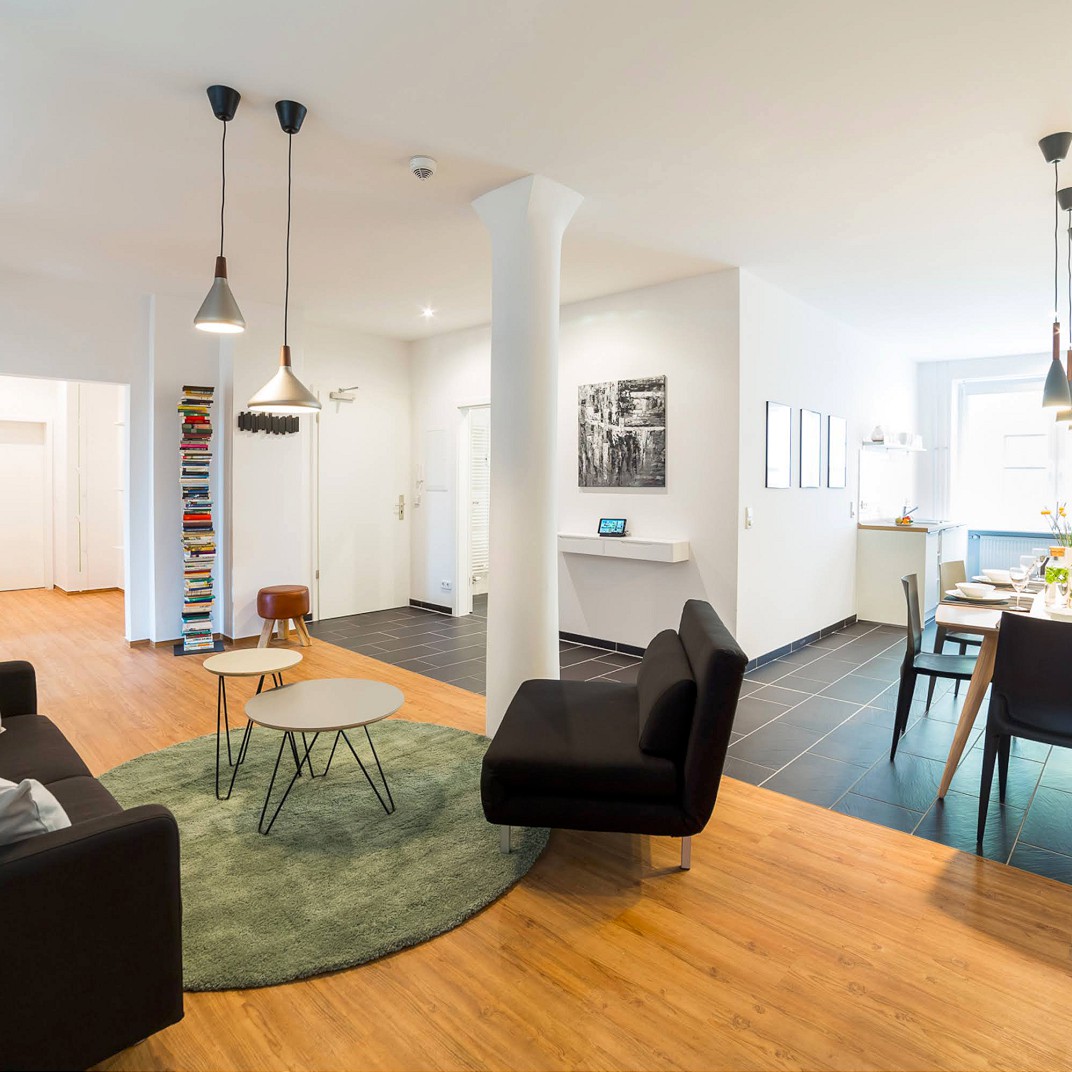 Five Bedroom Connection Apartment